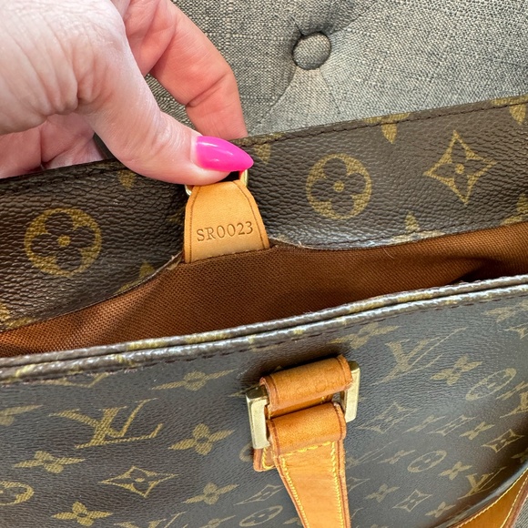 Authentic Louis Vuitton Monogram Vavin GM Shoulder Tote Bag - Picture 2 of 9